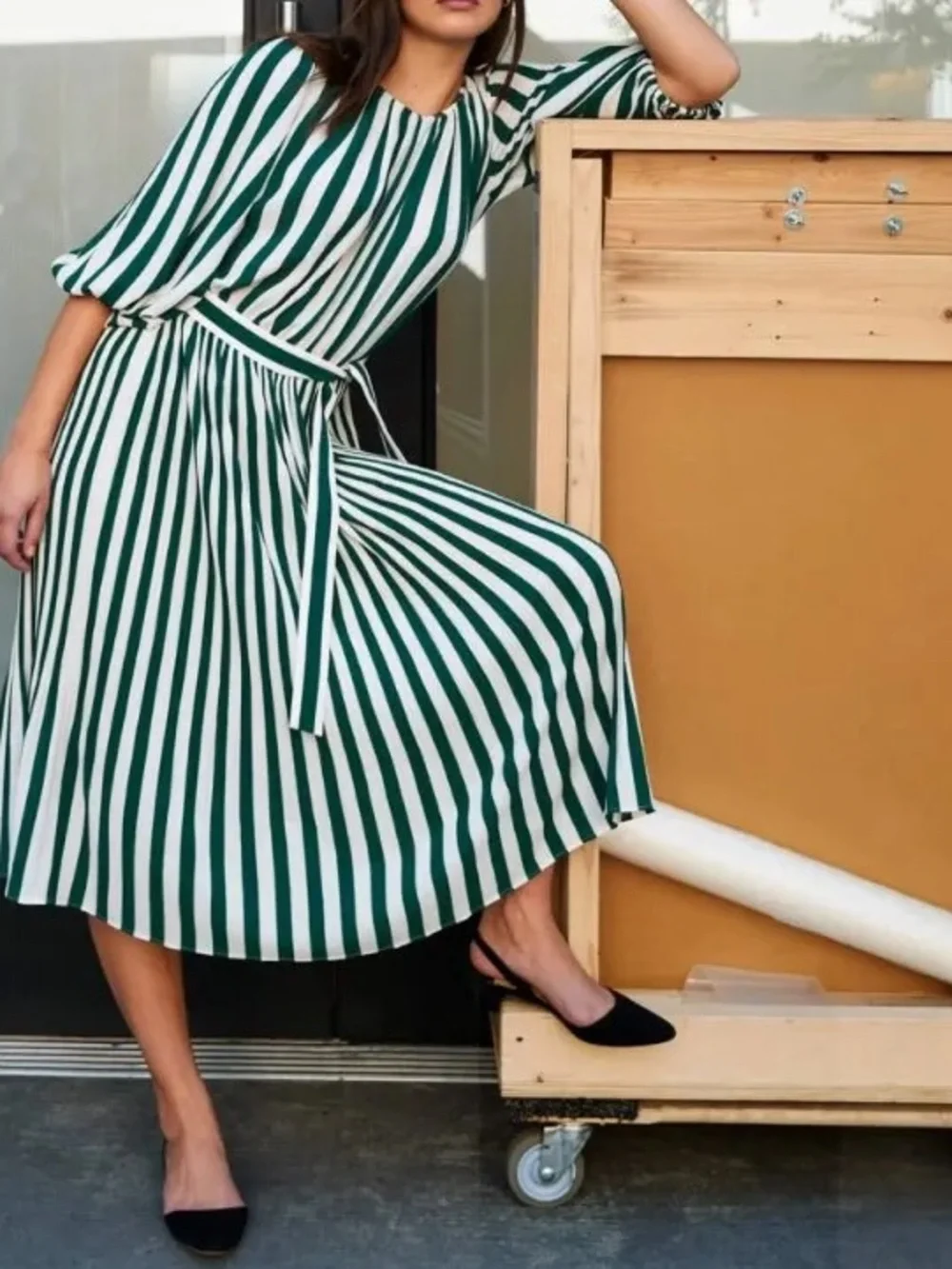 AYR “Who’s She” Green and White pleated Stripe Long Sleeve Midi Dress XL - Picture 2 of 2